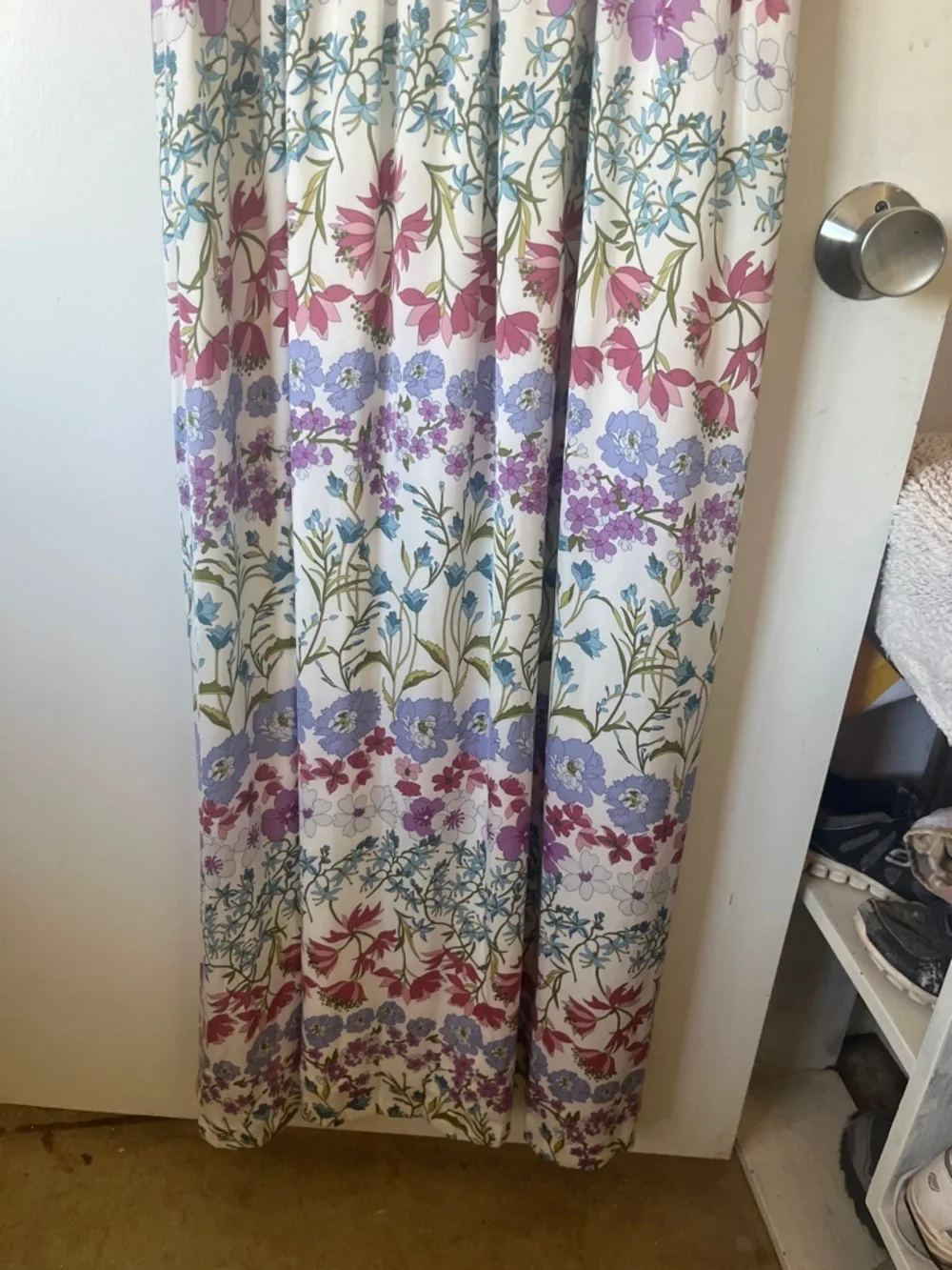 Maison Tara Floral light and airy soft spring maxi dress in ivory and lilac NWT - Picture 3 of 11
